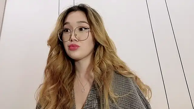 Jennatyan online show from 01-07-26, 12:10