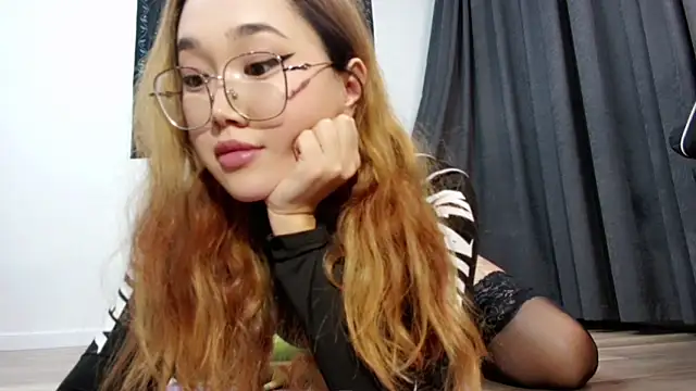 Jennatyan online show from 11-01-25, 05:07