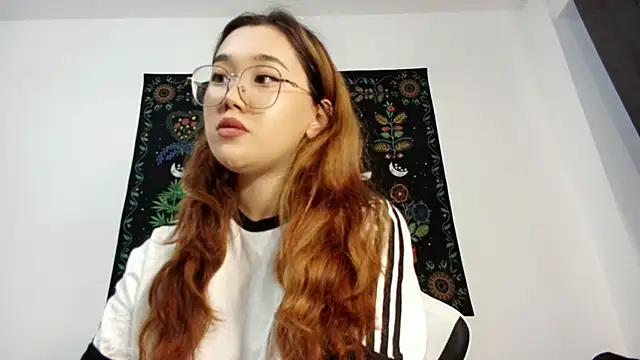 Jennatyan online show from 09-26-25, 12:23