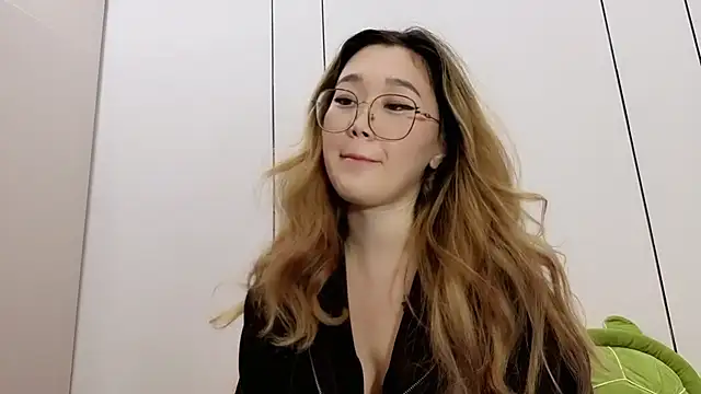 Jennatyan online show from 01-09-26, 01:29