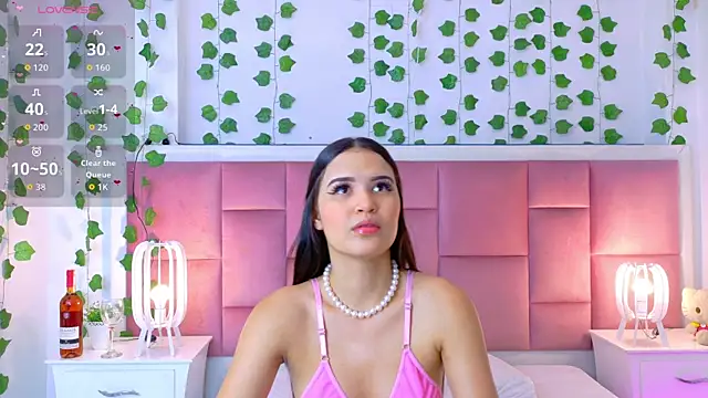Snapshot of kaily_sweet1 chatting on 07-17-26, 11:29 kaily sweet1 online show from 07-17-26, 11:29