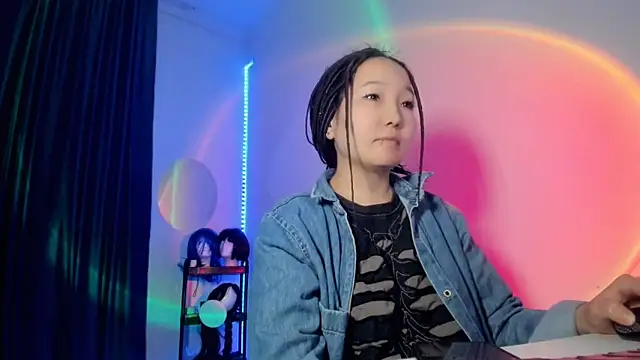 Snapshot of himeros_goddess chatting on 02-21-25, 06:29 himeros goddess online show from 02-21-25, 06:29