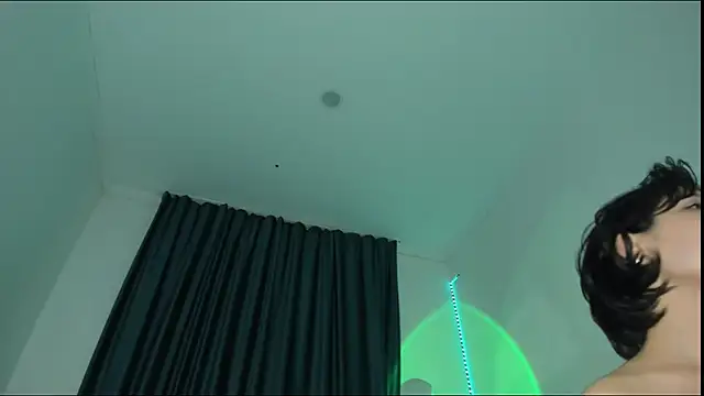 Snapshot of himeros_goddess chatting on 12-20-24, 07:12 himeros goddess online show from 12-20-24, 07:12