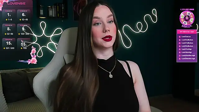 katie taylorr online show from 10-20-25, 02:02