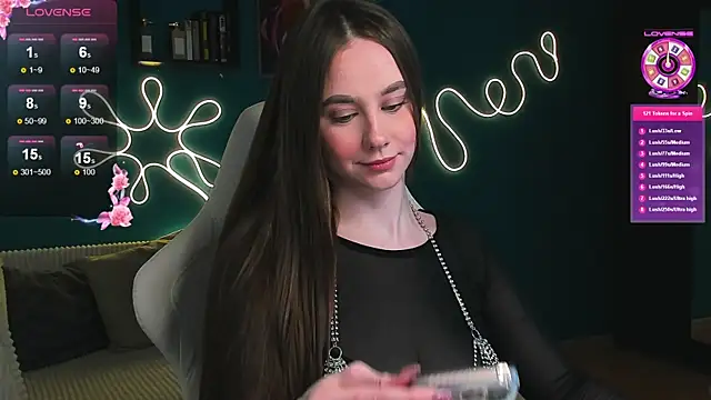 katie taylorr online show from 09-27-25, 09:32