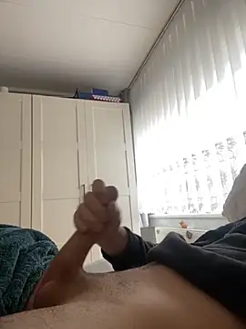 youssef00711 online show from 10-10-25, 03:02