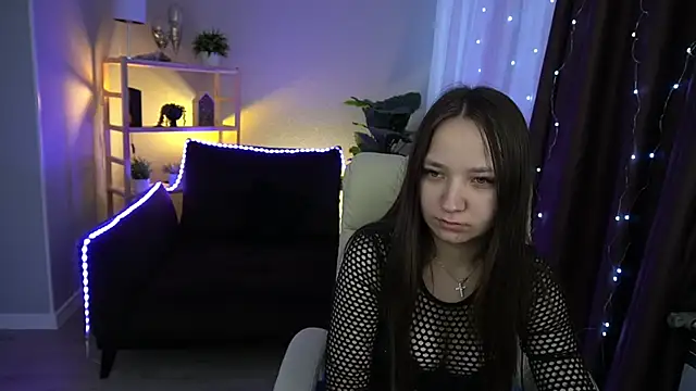 Snapshot of ElysLunar chatting on 01-28-25, 06:16 ElysLunar online show from 01-28-25, 06:16