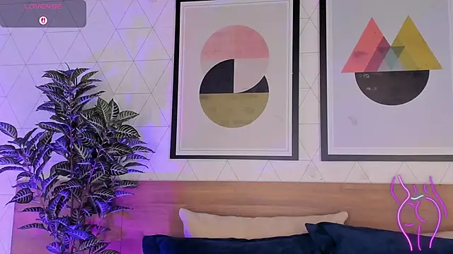 Snapshot of MiaKay1 chatting on 02-15-26, 07:51 MiaKay1 online show from 02-15-26, 07:51