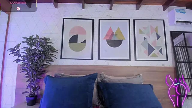 MiaKay1 online show from 01-11-26, 03:35