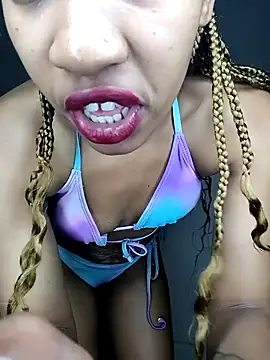 Snapshot of CocoSexyBabe chatting on 12-13-24, 10:13 CocoSexyBabe online show from 12-13-24, 10:13