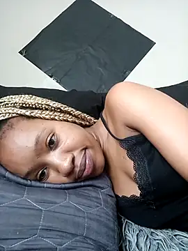 Snapshot of CocoSexyBabe chatting on 03-05-25, 11:28 CocoSexyBabe online show from 03-05-25, 11:28