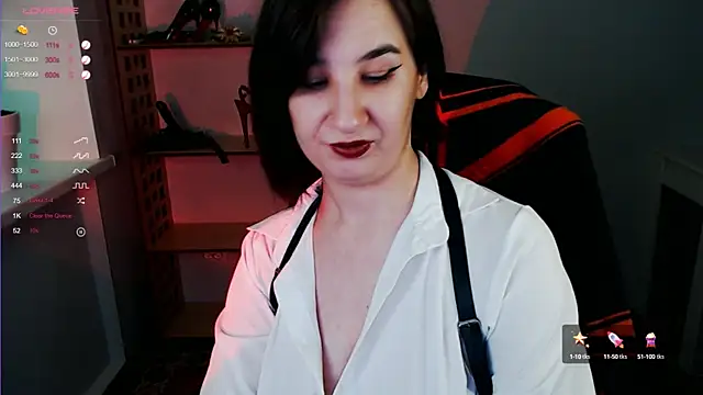 Snapshot of Goddess_Sophie chatting on 01-23-25, 05:35 Goddess Sophie online show from 01-23-25, 05:35