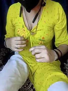 kaveerpooja947 online show from 10-30-25, 04:37