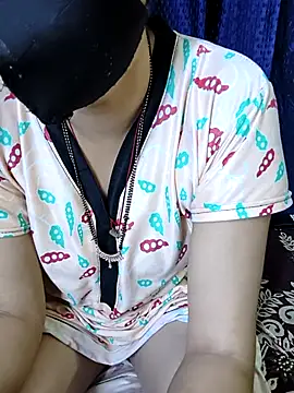 kaveerpooja947 online show from 11-03-25, 04:43