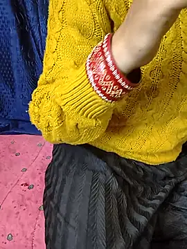 kaveerpooja947 online show from 01-08-26, 04:13