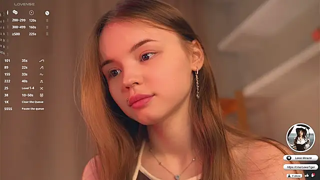 Miss miracle online show from 10-30-25, 04:37