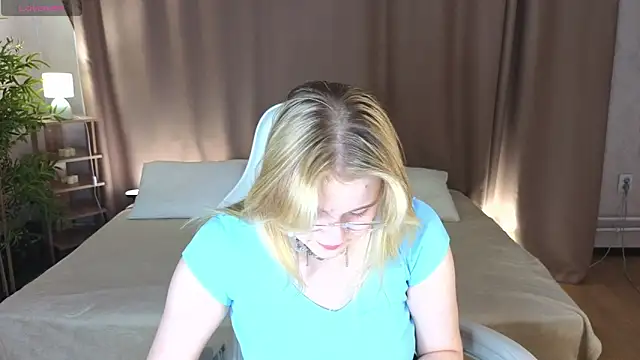 Colleen Blake online show from 04-27-26, 05:00