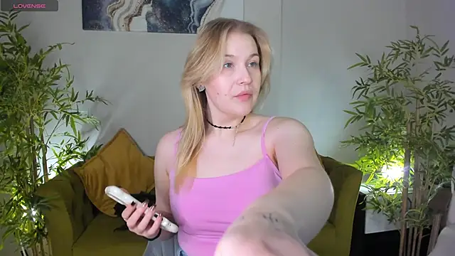 Colleen Blake online show from 06-01-26, 04:50