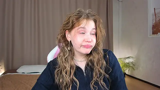 Colleen Blake online show from 10-06-25, 03:57