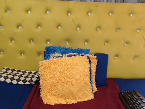 BlackBerryZoeX online show from 01-29-25, 10:37