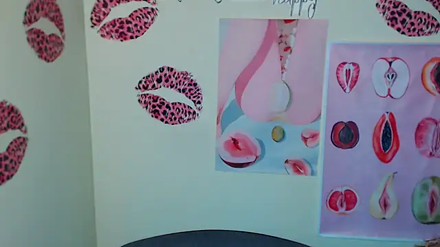  SusieSu  online show from 11-17-25, 01:15