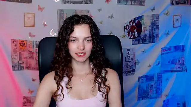 Snapshot of _SusieSu_ chatting on 05-25-26, 06:17 SusieSu online show from 05-25-26, 06:17