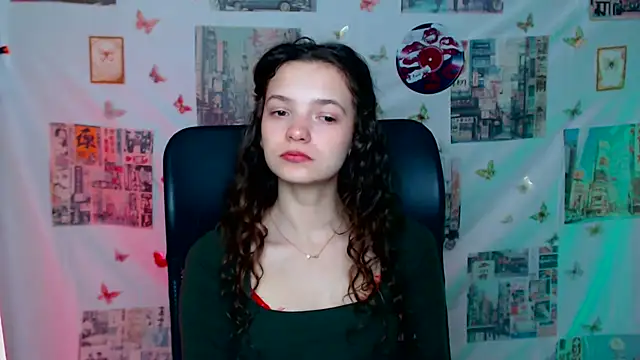  SusieSu  online show from 04-10-26, 06:20