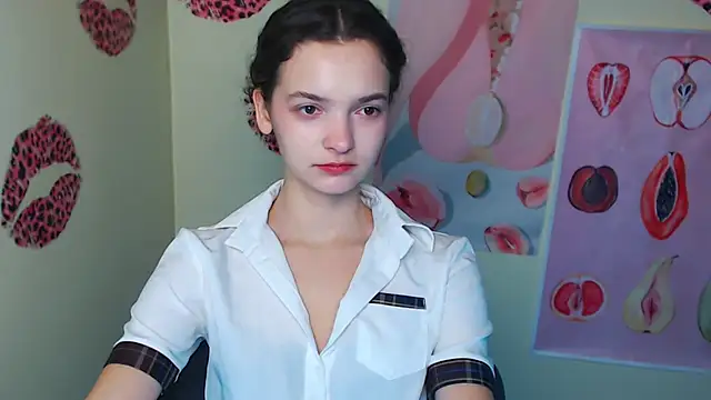  SusieSu  online show from 12-02-25, 01:35