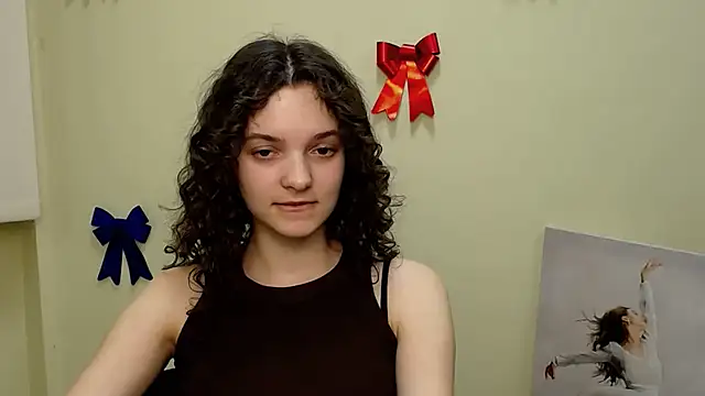 Snapshot of _SusieSu_ chatting on 02-25-25, 01:10 SusieSu online show from 02-25-25, 01:10