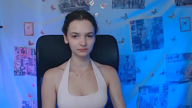  SusieSu  online show from 07-18-26, 06:22
