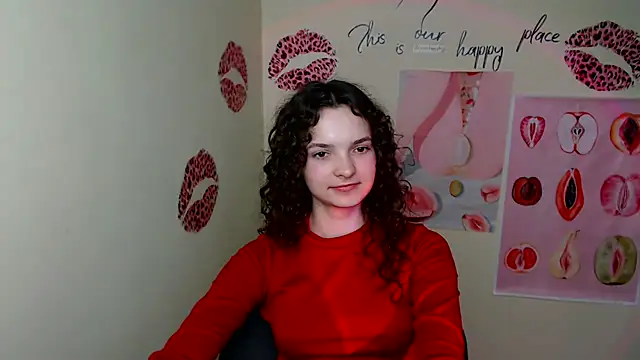 Snapshot of _SusieSu_ chatting on 03-08-25, 05:07 SusieSu online show from 03-08-25, 05:07