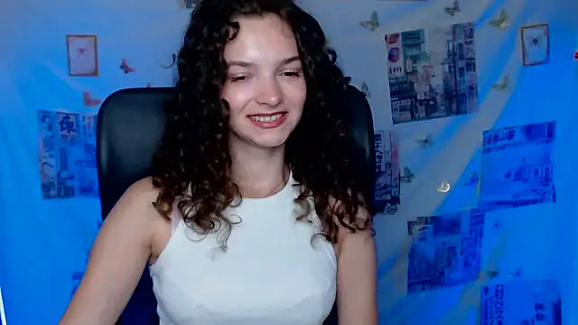  SusieSu  online show from 07-25-26, 05:59
