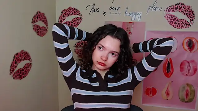  SusieSu  online show from 02-08-26, 07:17