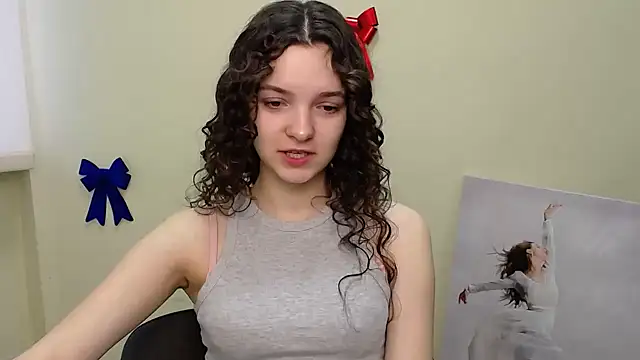 Snapshot of _SusieSu_ chatting on 02-22-25, 07:34 SusieSu online show from 02-22-25, 07:34