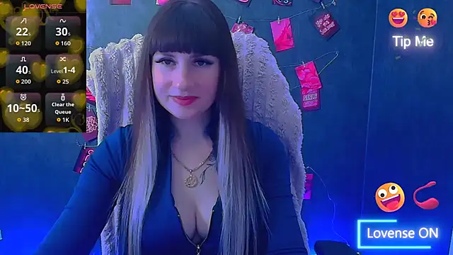 Snapshot of Violla_My chatting on 05-14-26, 05:37 Violla My online show from 05-14-26, 05:37