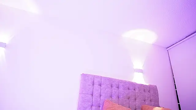 Tiffany sander online show from 10-19-25, 04:04