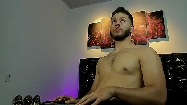 BastianFerrari online show from 10-20-25, 02:17