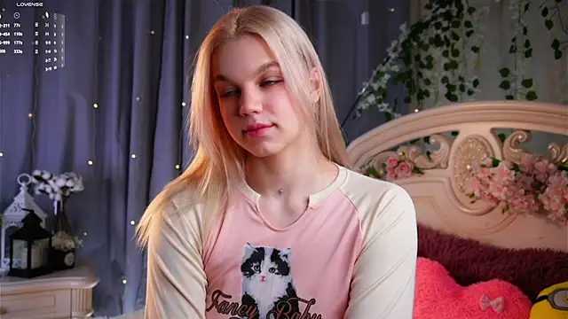 EdlinAlliston online show from 04-04-26, 03:51