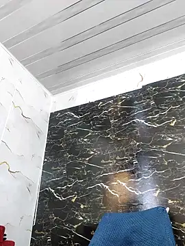 crislingery dolli online show from 11-21-25, 01:43