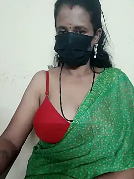 Snapshot of akshara_22 chatting on 01-18-25, 02:44 akshara 22 online show from 01-18-25, 02:44