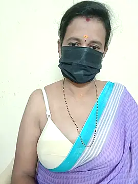 Snapshot of akshara_22 chatting on 12-14-24, 03:04 akshara 22 online show from 12-14-24, 03:04