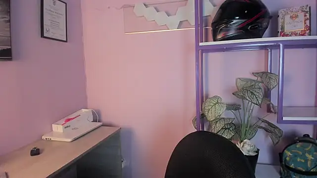 Scarlett  Fox   online show from 04-06-26, 11:33