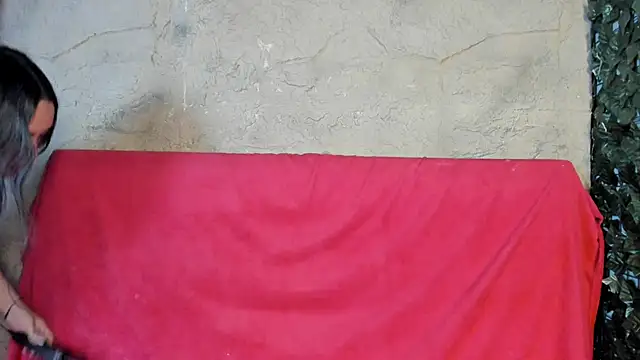 Scarlett  Fox   online show from 12-15-25, 11:27