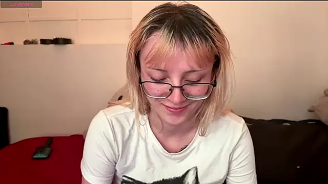 Cloe five online show from 11-28-25, 12:11