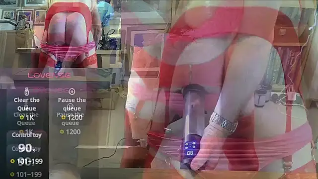 Snapshot of nataliecdlive chatting on 12-30-24, 12:31 nataliecdlive online show from 12-30-24, 12:31