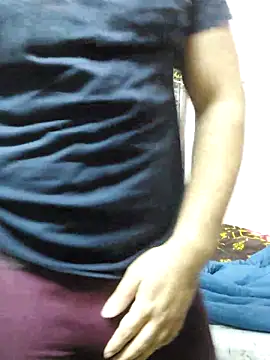 Snapshot of PatelBond chatting on 11-30-25, 02:51 PatelBond online show from 11-30-25, 02:51