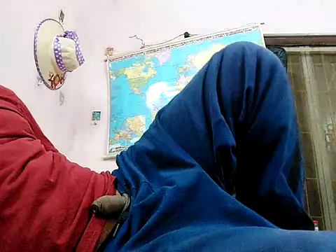 Snapshot of PatelBond chatting on 02-27-25, 04:10 PatelBond online show from 02-27-25, 04:10