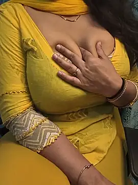 Snapshot of Anamika_Kapoor chatting on 05-07-26, 03:33 Anamika Kapoor online show from 05-07-26, 03:33