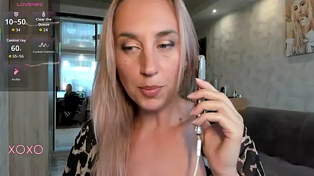 Snapshot of lady_Nati chatting on 09-10-25, 12:15 lady Nati online show from 09-10-25, 12:15
