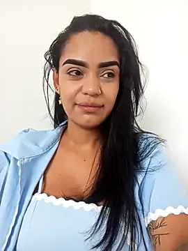 Snapshot of Sara-77 chatting on 10-07-25, 04:08 Sara-77 online show from 10-07-25, 04:08
